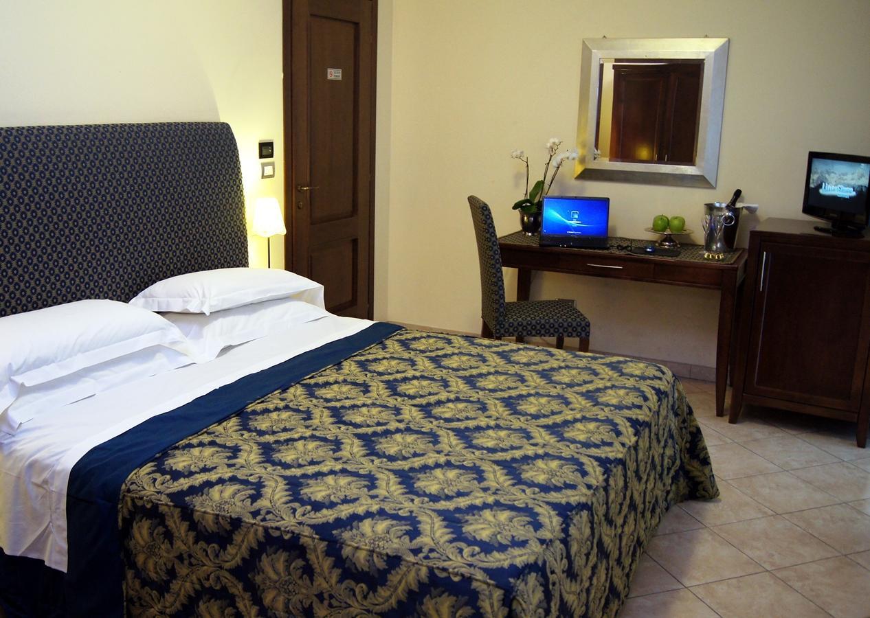 Hotel E Trattoria San Giorgio Piossasco Værelse billede